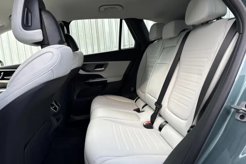 Mercedes-Benz GLC din 2025 cu 3.178 km - oferta MER209142 - foto 25