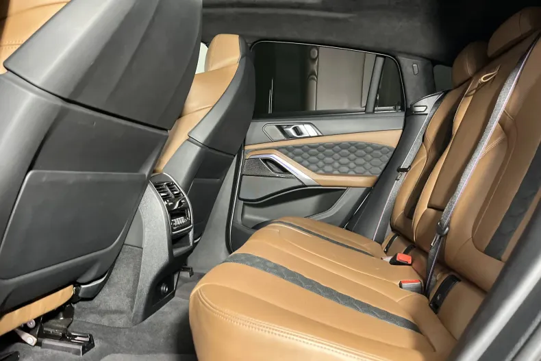 BMW X6 M (Seria X) din 2021 cu 49.177 km - oferta BMW209151 - foto 13