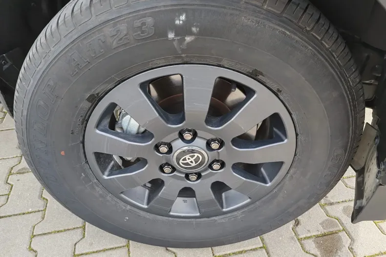 Toyota Land Cruiser din 2024 cu 18.951 km - oferta TOY209154 - foto 26