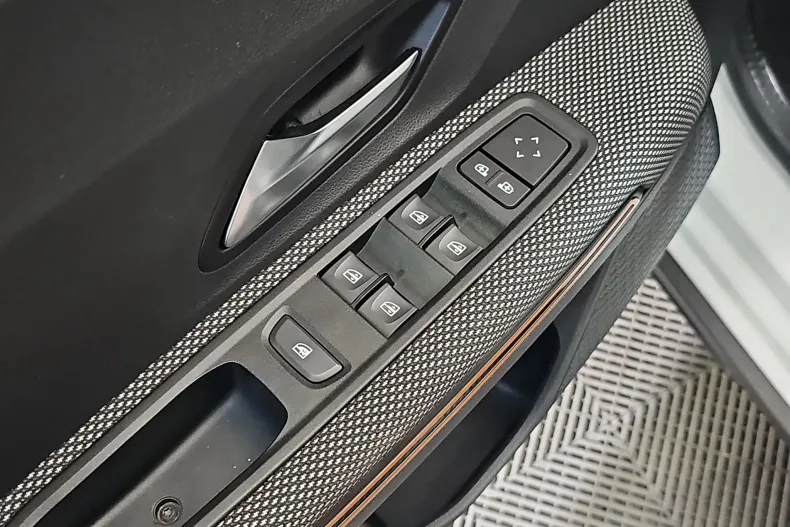 Dacia Sandero din 2021 cu 73.987 km - oferta DAC209160 - foto 13