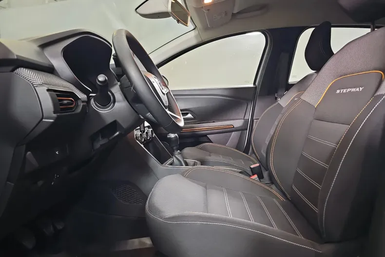 Dacia Sandero din 2021 cu 73.987 km - oferta DAC209160 - foto 19