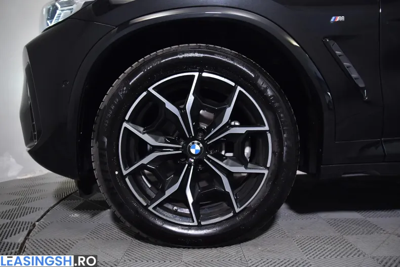 BMW X4 (Seria X) din 2024 cu 6.401 km - oferta BMW209165 - foto 13