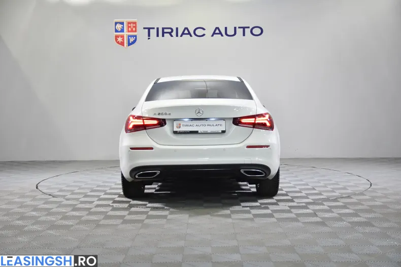 Mercedes-Benz A 200 (Clasa A) din 2020 cu 77.327 km - oferta MER209166 - foto 4