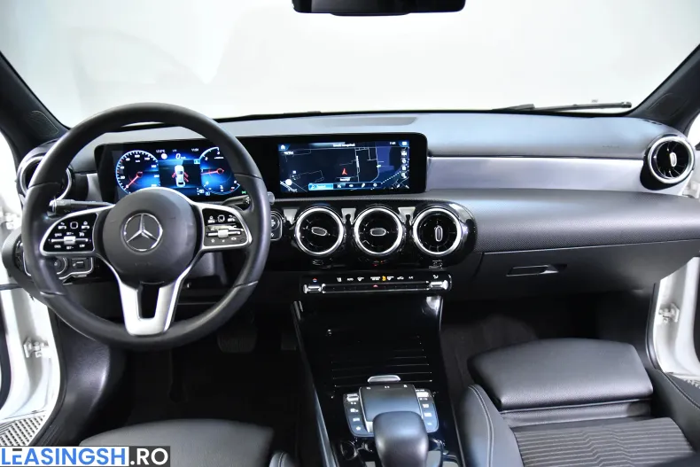 Mercedes-Benz A 200 (Clasa A) din 2020 cu 77.327 km - oferta MER209166 - foto 9