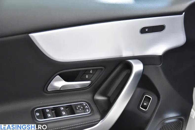 Mercedes-Benz A 200 (Clasa A) din 2020 cu 77.327 km - oferta MER209166 - foto 14