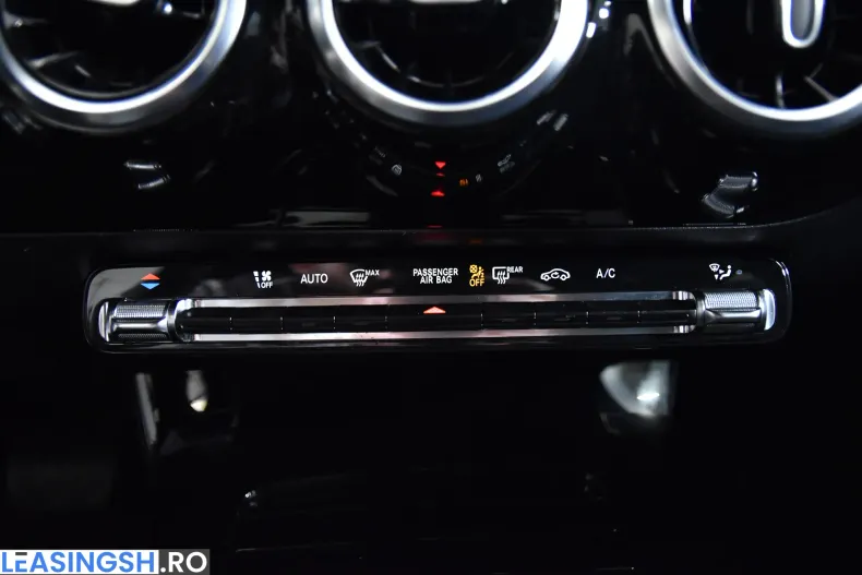 Mercedes-Benz A 200 (Clasa A) din 2020 cu 77.327 km - oferta MER209166 - foto 18