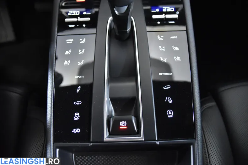 Porsche Macan din 2023 cu 38.429 km - oferta POR209167 - foto 17