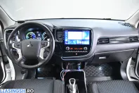 Mitsubishi Outlander din 2020 cu 127.600 km - oferta MIT209169 - foto 9