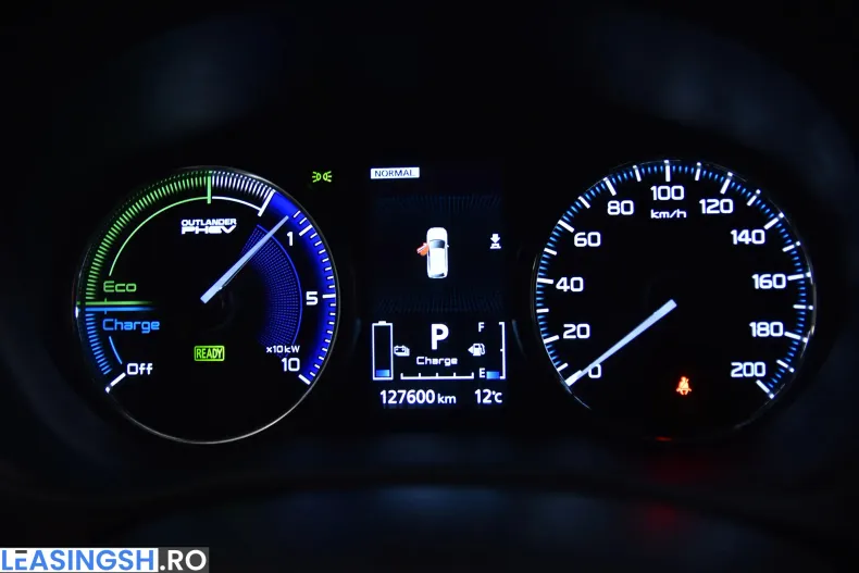 Mitsubishi Outlander din 2020 cu 127.600 km - oferta MIT209169 - foto 10