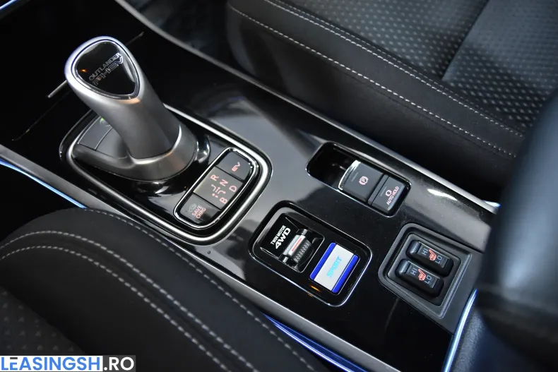 Mitsubishi Outlander din 2020 cu 127.600 km - oferta MIT209169 - foto 18