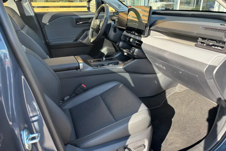 Toyota RAV4 din 2026 cu 10 km - oferta TOY209188 - foto 9