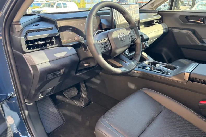 Toyota RAV4 din 2026 cu 10 km - oferta TOY209188 - foto 14