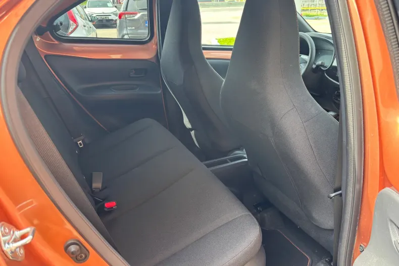 Toyota Aygo (X) din 2026 cu 2.628 km - oferta TOY209189 - foto 9