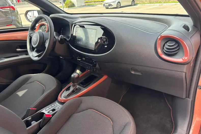 Toyota Aygo (X) din 2026 cu 2.628 km - oferta TOY209189 - foto 11