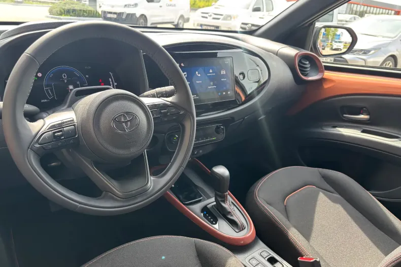 Toyota Aygo (X) din 2026 cu 2.628 km - oferta TOY209189 - foto 16