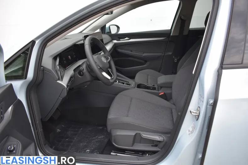 Volkswagen Golf din 2025 cu 10.000 km - oferta VOL209194 - foto 5