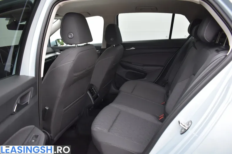 Volkswagen Golf din 2025 cu 10.000 km - oferta VOL209194 - foto 6