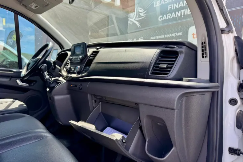 Ford Transit Custom din 2020 cu 133.642 km - oferta FOR209199 - foto 11