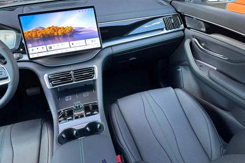 BYD Seal U din 2025 cu 28 km - oferta BYD209201 - foto 9
