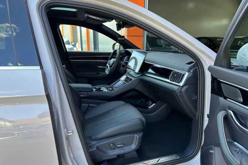 BYD Seal U din 2025 cu 28 km - oferta BYD209201 - foto 11