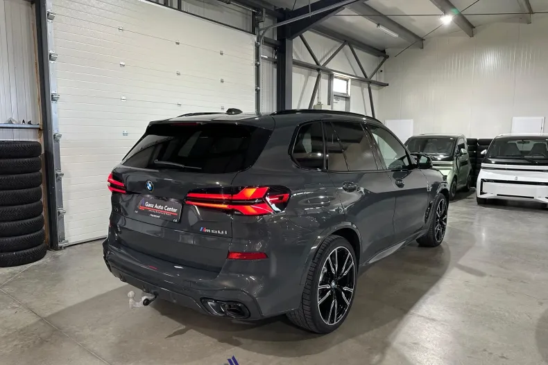 BMW X5 M (Seria X) din 2025 cu 13.236 km - oferta BMW209202 - foto 3