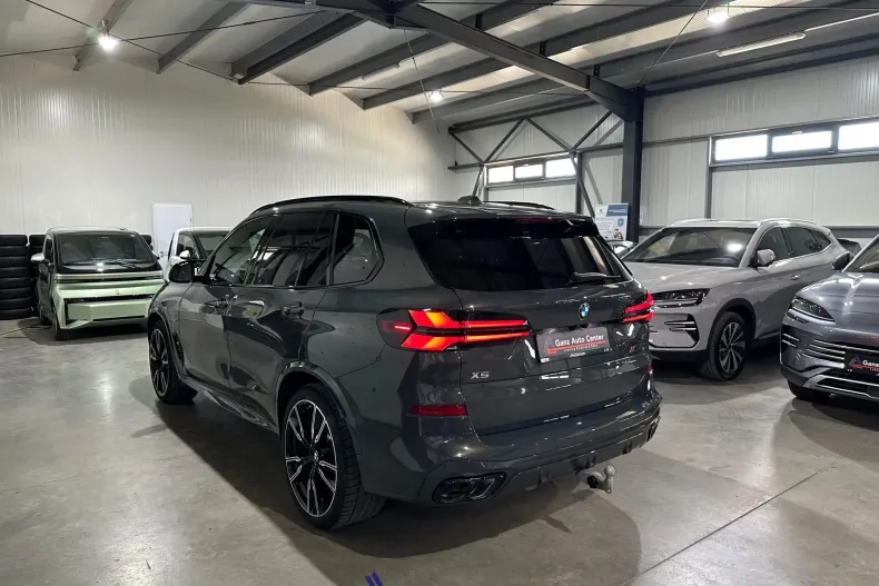 BMW X5 M (Seria X) din 2025 cu 13.236 km - oferta BMW209202 - foto 4