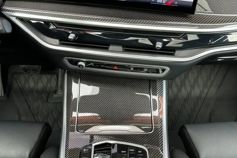 BMW X5 M (Seria X) din 2025 cu 13.236 km - oferta BMW209202 - foto 14