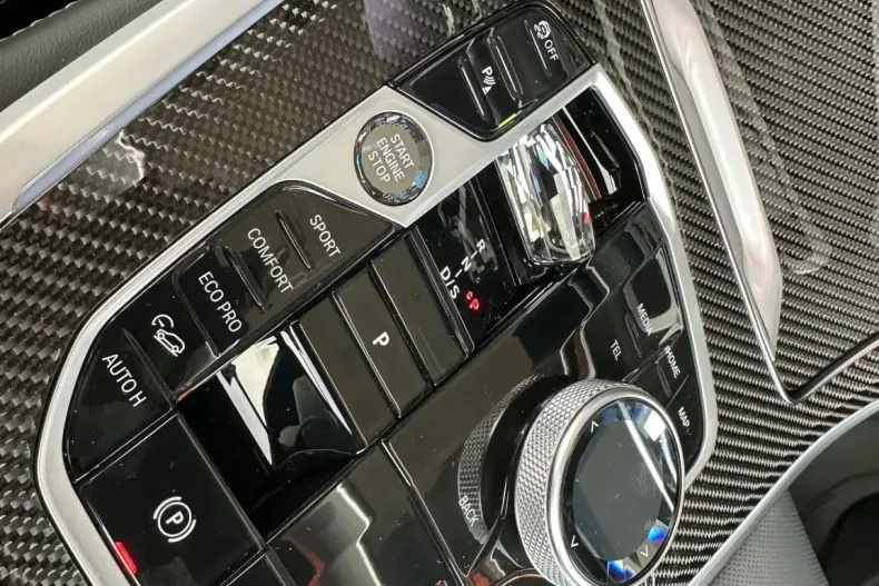 BMW X5 M (Seria X) din 2025 cu 13.236 km - oferta BMW209202 - foto 24