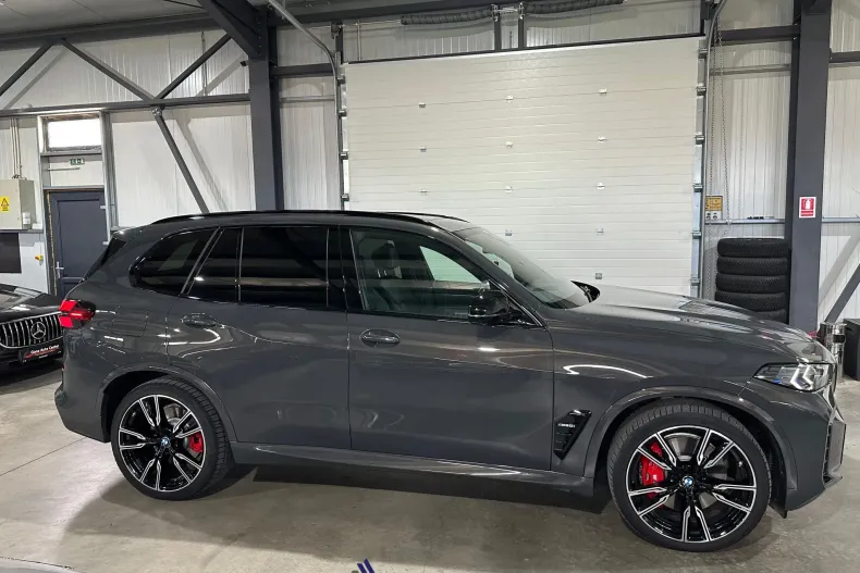 BMW X5 M (Seria X) din 2025 cu 13.236 km - oferta BMW209202 - foto 37