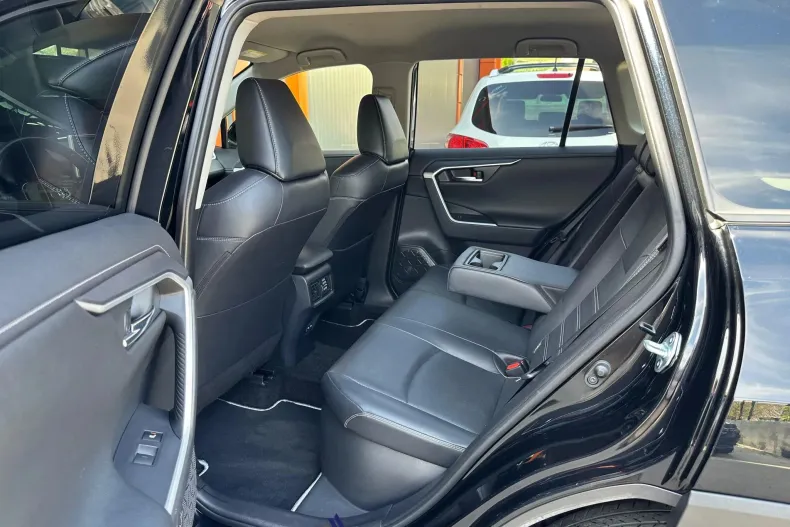 Toyota RAV4 din 2022 cu 100.427 km - oferta TOY209203 - foto 18