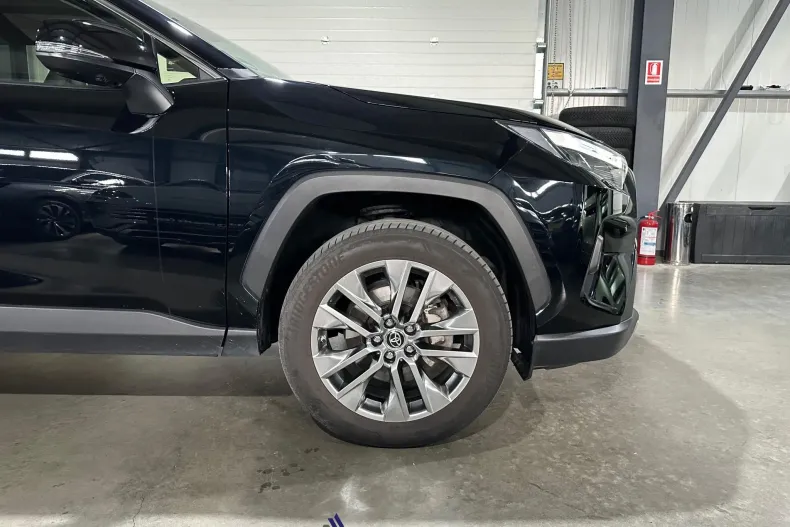 Toyota RAV4 din 2022 cu 100.427 km - oferta TOY209203 - foto 28