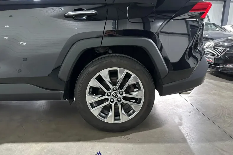 Toyota RAV4 din 2022 cu 100.427 km - oferta TOY209203 - foto 30