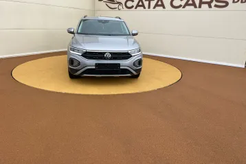 Volkswagen T-Roc din 2023 - oferta VOL209214