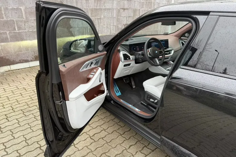 BMW XM (Seria X) din 2025 cu 6.100 km - oferta BMW209225 - foto 12