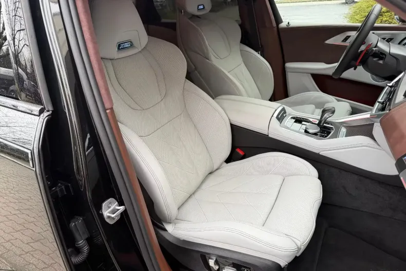 BMW XM (Seria X) din 2025 cu 6.100 km - oferta BMW209225 - foto 25