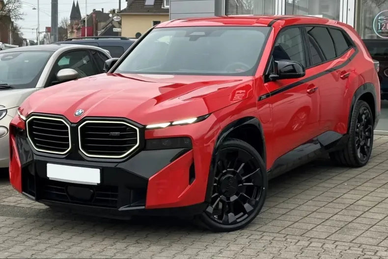 BMW XM (Seria X) din 2025 cu 26.087 km - oferta BMW209226 - foto 2