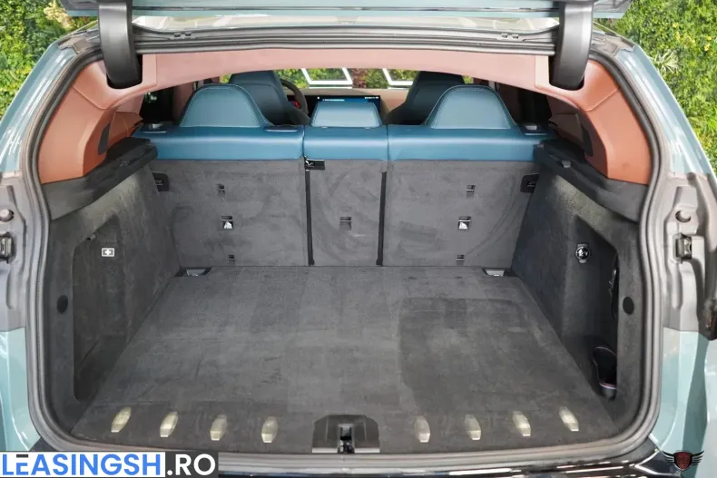BMW XM (Seria X) din 2023 cu 33.469 km - oferta BMW209229 - foto 27