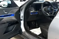 BMW i7 (Seria 7) din 2023 cu 38.517 km - oferta BMW209230 - foto 10