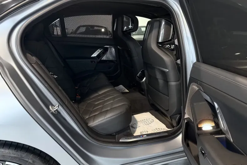 BMW i7 (Seria 7) din 2023 cu 38.517 km - oferta BMW209230 - foto 16