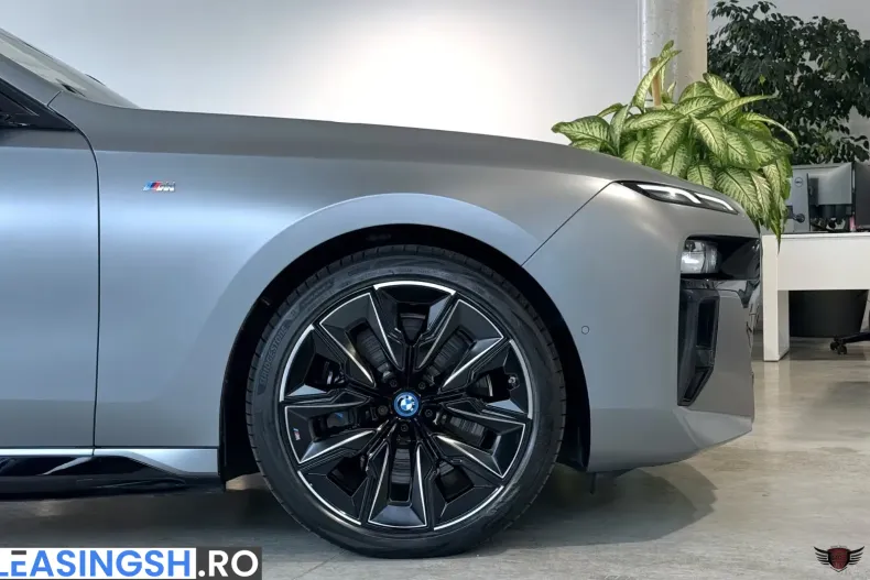 BMW i7 (Seria 7) din 2023 cu 38.517 km - oferta BMW209230 - foto 23
