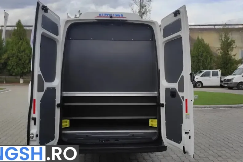 Volkswagen Crafter din 2025 cu 10 km - oferta VOL209234 - foto 3