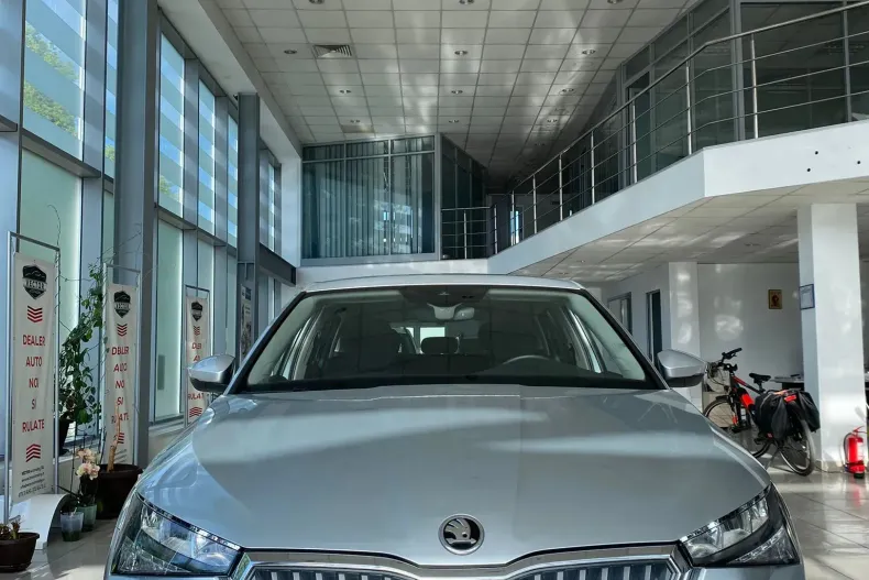 Skoda Scala din 2021 cu 44.089 km - oferta SKO209236 - foto 2