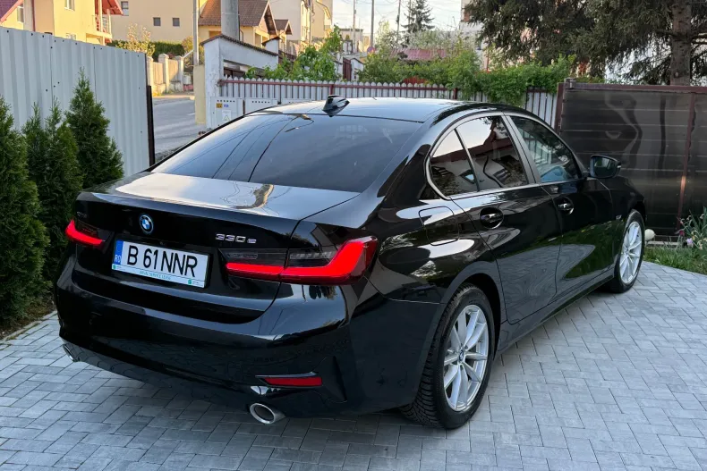 BMW 330e (Seria 3) din 2022 cu 54.566 km - oferta BMW209248 - foto 8