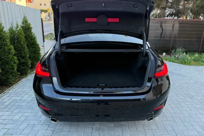 BMW 330e (Seria 3) din 2022 cu 54.566 km - oferta BMW209248 - foto 27