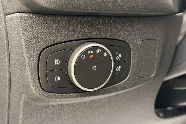 Ford Focus din 2021 cu 76.000 km - oferta FOR209253 - foto 34
