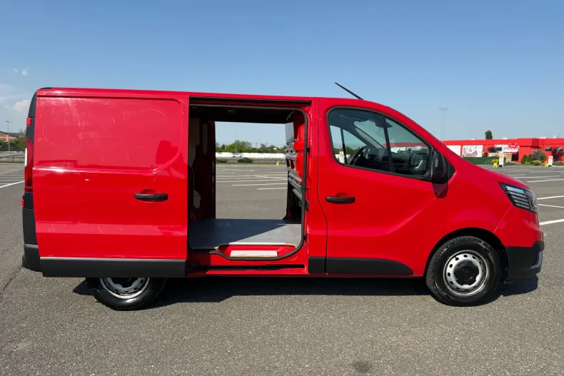 Renault Trafic din 2023 cu 132.600 km - oferta REN209257 - foto 13