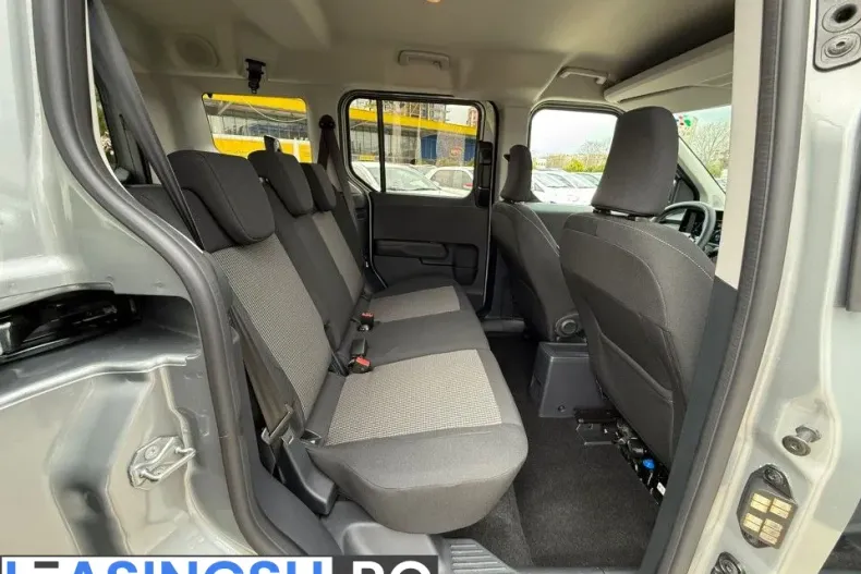 Ford Tourneo Courier din 2025 cu 10 km - oferta FOR209264 - foto 13