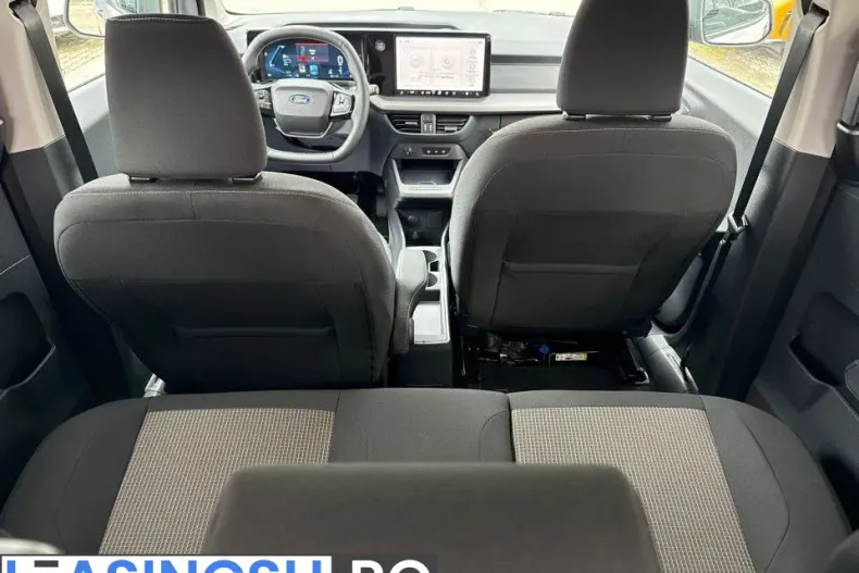 Ford Tourneo Courier din 2025 cu 10 km - oferta FOR209264 - foto 23