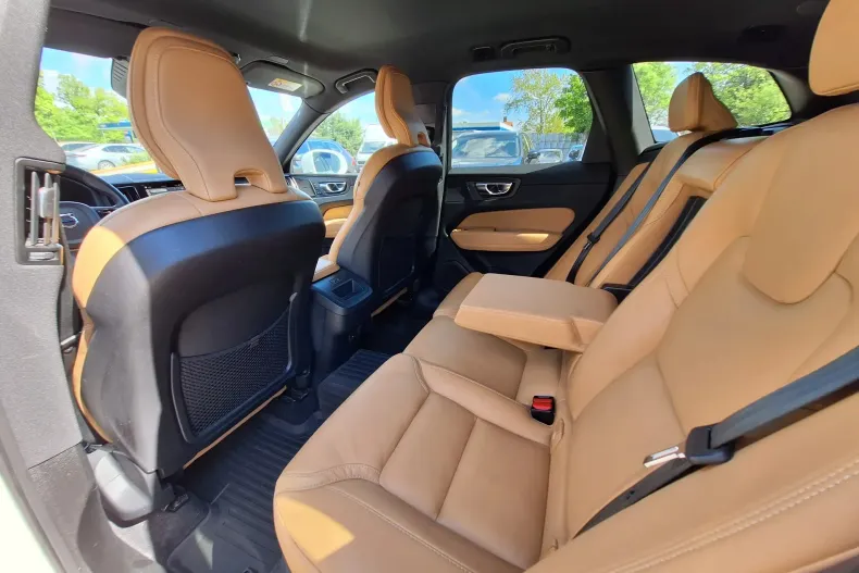Volvo XC60 din 2023 cu 118.870 km - oferta VOL209276 - foto 18