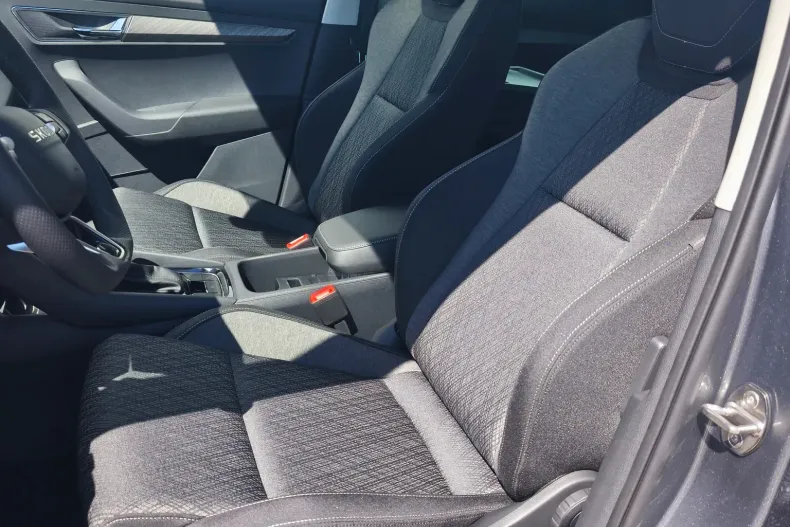 Skoda Karoq din 2026 cu 6 km - oferta SKO209278 - foto 4